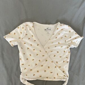 Hollister White Floral Wrap + Tie Top